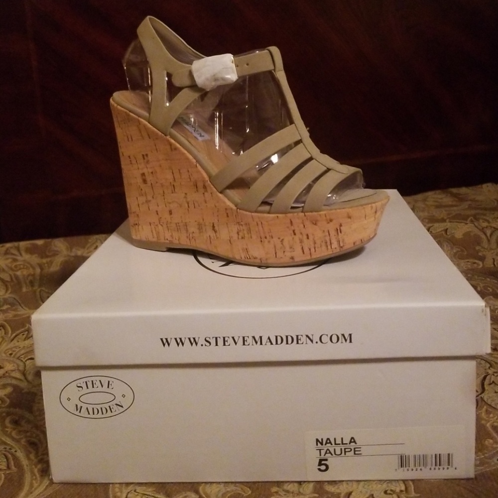 Nalla Taupe Wedge Sandals